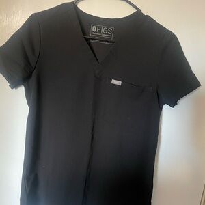 FIGS women’s black scrub top
